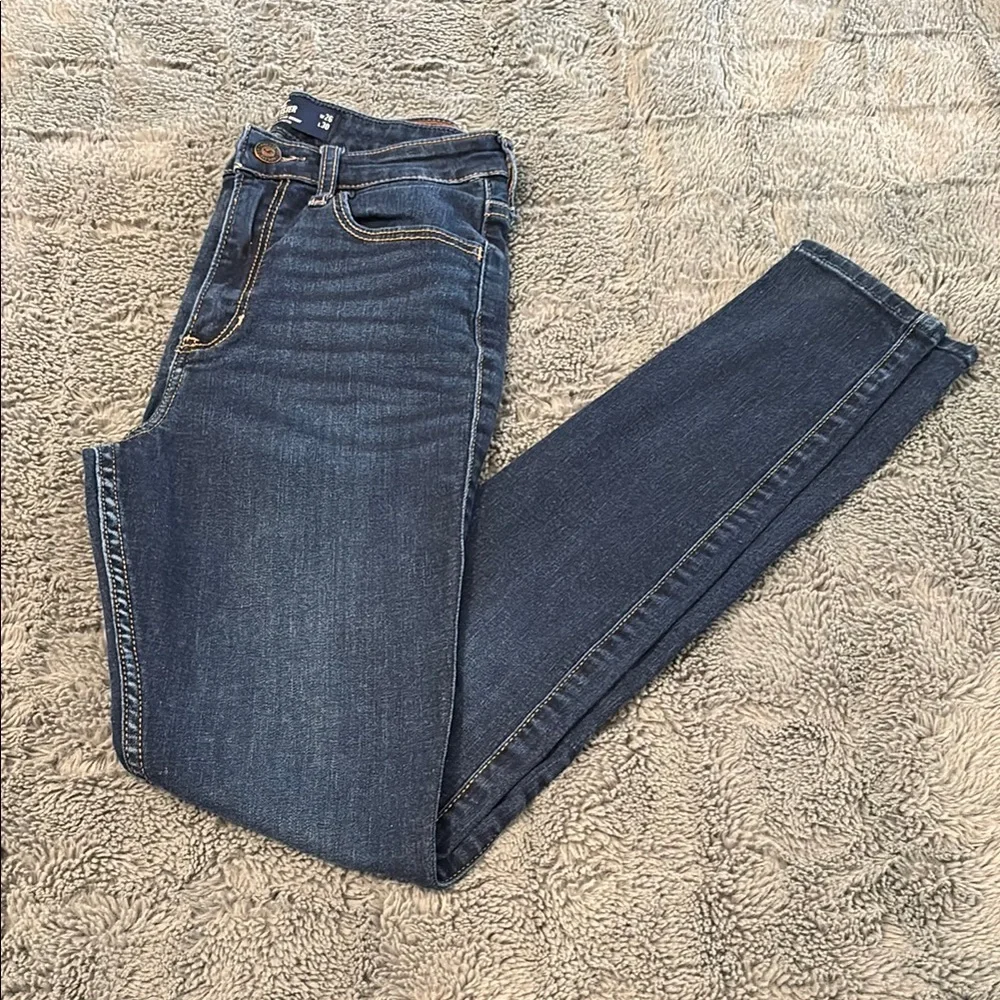 Hollister ultra high-rise super skinny jeans - Picture 1 of 6